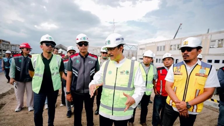 Mengukir Harapan Di Kedung Cowek Gus Ipul Tinjau Proyek Sekolah Rakyat Permanen Surabaya
